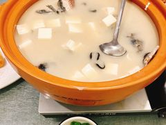 -侬佳蒸菜馆(听潮店)