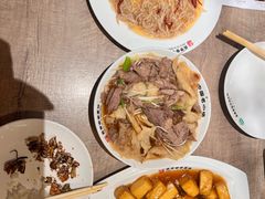 素颜鱼香肉丝-直隶安家牛肉罩饼(七一路店)