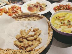 -粉墨特色菜·烧烤音乐酒馆