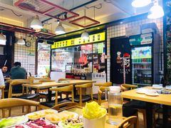 大堂-夜牛潮汕鲜牛肉火锅店(翻身店)