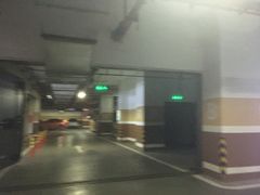 -泊富国际金融中心-地下停车场