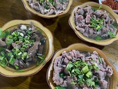 -小杨翘脚牛肉