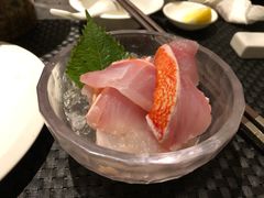 -半岛翡丽海鲜自助餐厅(观风亭店)