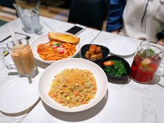 蟹籽猪颈肉炒饭-卡朋西餐(较场西路店)