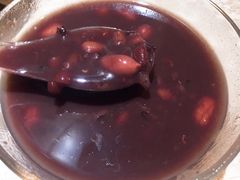 -爆炸头阿姨小四川正宗川味小吃(无任何分店)