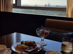 -上海浦东康桥绿地假日酒店