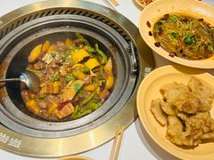 -锅当当铁锅炖烀饼王(长泰广场店)