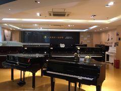 -柏斯音乐艺术中心·钢琴·吉他(上音店)