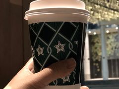 -星巴克臻选(广州高德置地秋广场店)