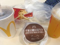 -麦当劳(世贸店)