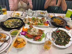 -光海鲜鱼翅餐厅(叻差拉披色路店)
