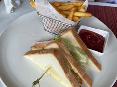 -WOLFGANG PUCK KITCHEN & BAR(迪士尼小镇店)