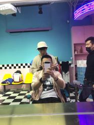 -变画·发型STUDIO