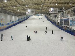 -乔波室内滑雪场