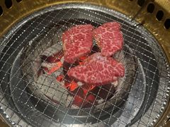 -山川小町·极番烧肉(新地假日广场店)