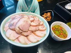 -铜锣湾·有麝自然香(渝北财富中心店)