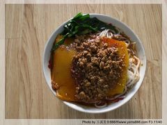 -洪记凉米线(新兴路店)
