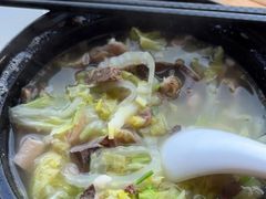 -闫家驴肉老店(华电一校店)