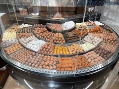 -Laderach 莱德拉(上海环贸iapm店)