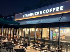 -星巴克(西藏路店)
