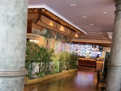 -八府香鸭·啫啫煲(华山路店)