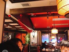 大堂-佬土鹅肠火锅(解放路店)