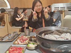 -围炉肉舍丹东海鲜烤肉·烤活鳗(步行街店)