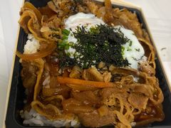 洋葱牛肉饭-初居食屋日式料理(万象城购物中心店)