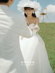 -纪梵希旅拍婚纱摄影(大连总店)