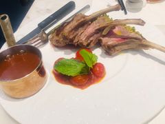 -港丽餐厅(高德置地店)