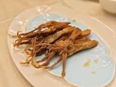 藤椒鸭舌-太子园林酒家