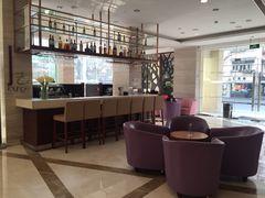 -上海虹桥君丽假日酒店(娄山关路地铁站店)