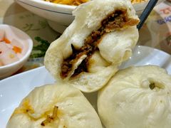 -李与白包子铺(桐梓林店)