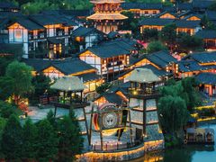 -茅山东方盐湖城景区