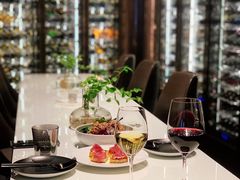 -wineapp葡萄酒餐吧(外滩金融中心店)