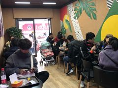 等位区-樱花糕坊(万松园店)