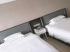 -城悦国际酒店(广州动物园店)