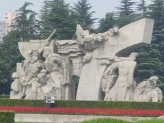 -上海市龙华烈士陵园