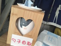 -蜜蜂小象·榴莲千层蛋糕(时代汇11栋店)