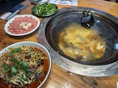 -山河屯铁锅炖·非遗东北菜(南山店)