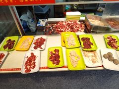 -养牛邓·潮汕牛肉海鲜自助火锅(广州店)