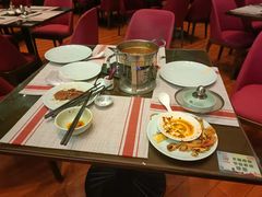 -飨食汇全日制餐厅·昆山皇冠假日酒店(九方店)