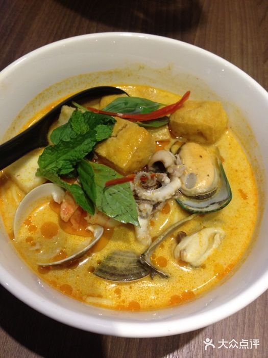 Noodle LAH!Laksa with seafood 海鲜喇唦图片