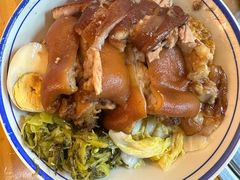 -明姨仔潮汕美食·碳炉猪脚·汕尾牛腩饭·起片鸡煲(起义路店)