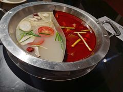 鸳鸯锅底-吴记老锅底麻辣火锅(福州路店)
