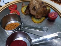 碳烤猪颈肉-小大董·烤鸭(凤凰汇店)