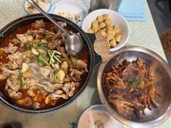 -昱龙大盆牛蛙馆(三兴街总店)