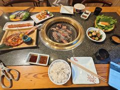 -梦山水日本烧肉(五四广场店)