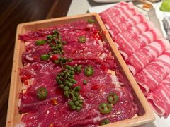 -海底捞火锅鲜切牛肉主题店(长寿路店)