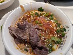 -潮牛壹号鲜牛肉火锅(世界城广场店)